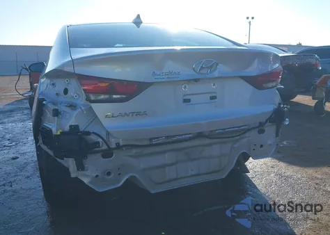 2017 Hyundai Elantra Value Edition из США, поврежденный, VIN KMHD84LF5HU247080